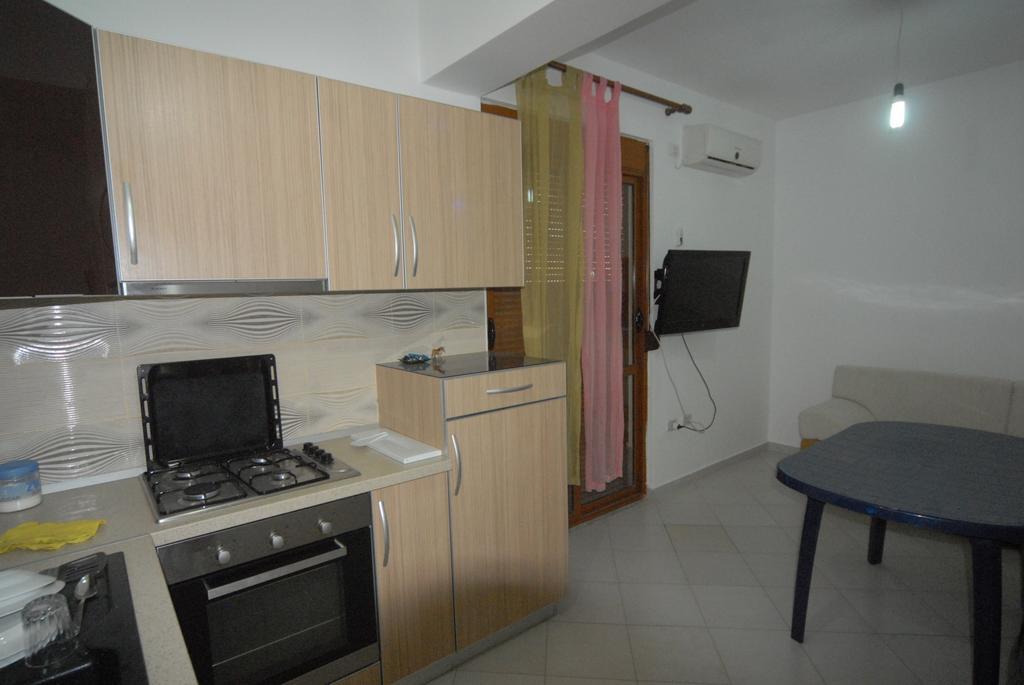 Orikum Veranda Apartments Стая снимка